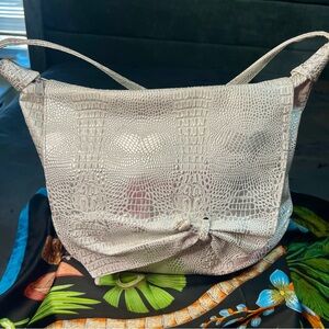 Vintage Genuine Leather Silver Metallic Snakeskin Flap Hobo Crossbody Bag‎
